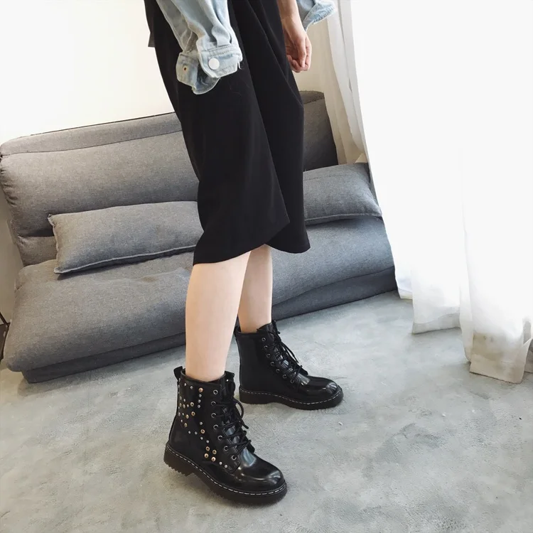 

Fujin Women Boots Black High Quality Soft Leather Rivet Fashion Casual Ankle Boots Shoes Breathable Comfortable Women Motorcycle