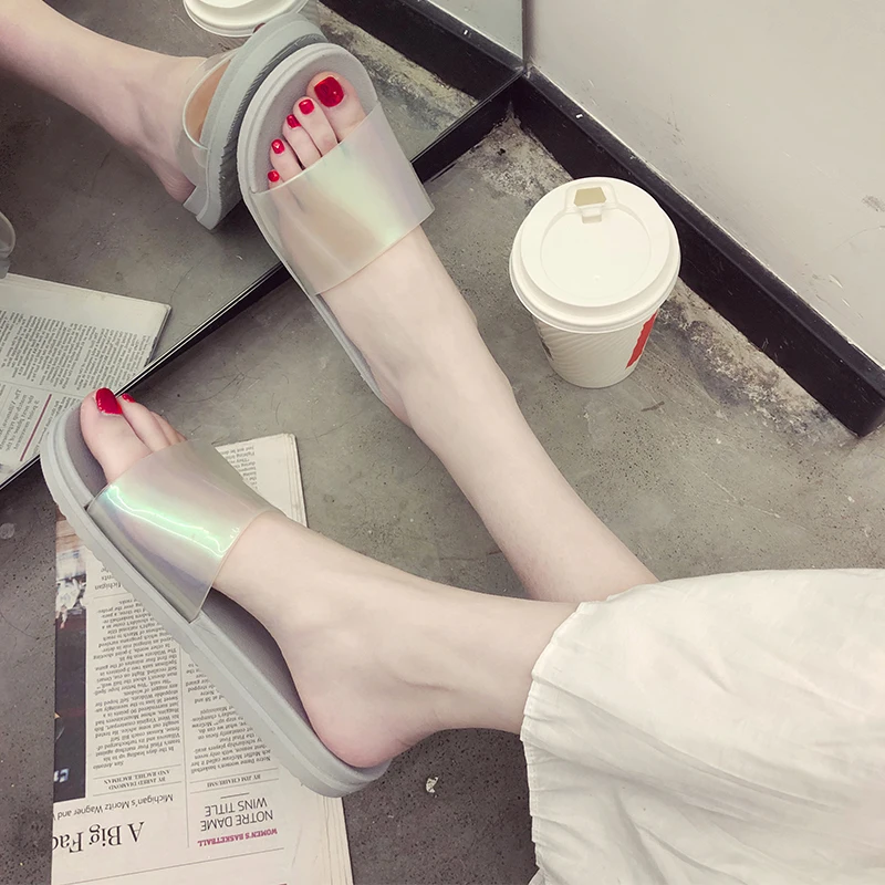 Женские леопардовые шлепанцы модные простые Нескользящие тапки на мягкой