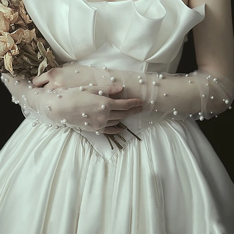 

Royal Wedding Dress 2020 With Bridal Gloves Luxury Satin Vestido De Noiva Gown Back Lace Up Formal Dress Lace Bridal Dress