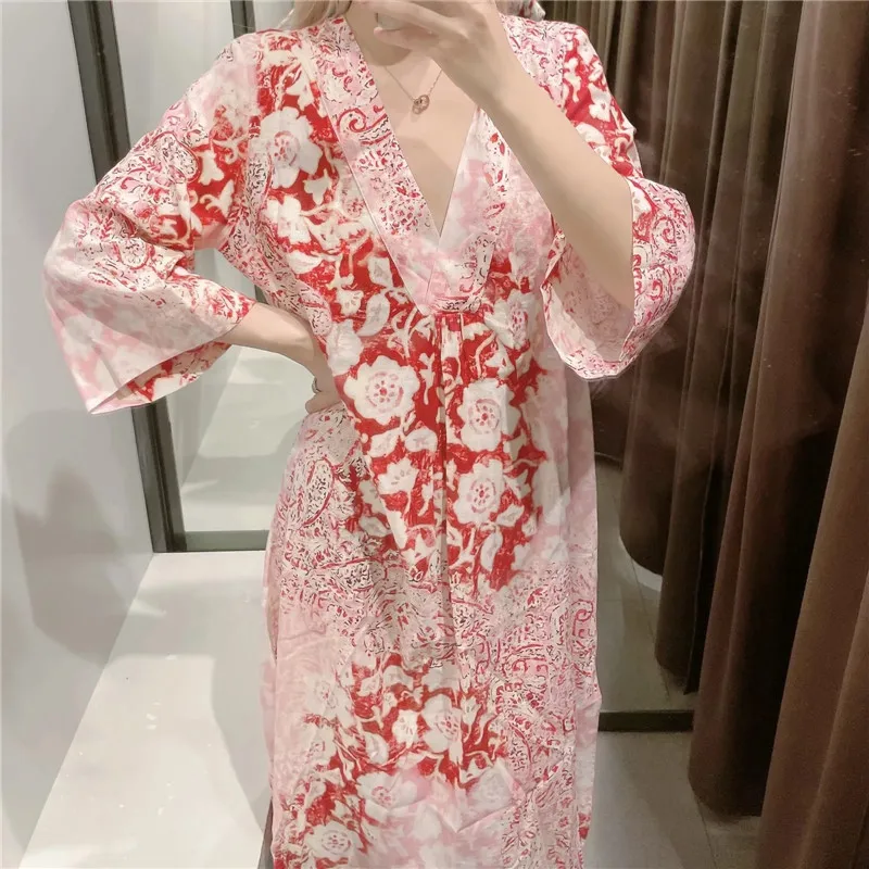 Женское платье-туника с цветочным принтом V-образным вырезом и разрезом | Женская