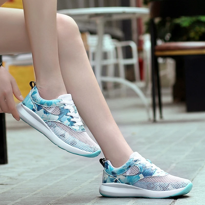 

Fashion Women Sneakers 2020 New Women's Vulcanized Shoes Casual Breathable Mesh Sport Shoes Womens Light Running Shoes Flats