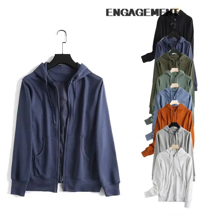 

Hoodies & Sweatshirts