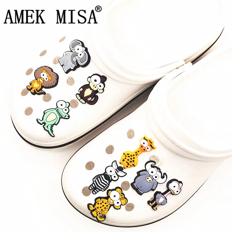 Novelty Cartoon Shoe Charms Accessories Novelty Japan Big Eye Animals Shoe Buckle Decoration for croc jibz Kids Party X-mas Gift