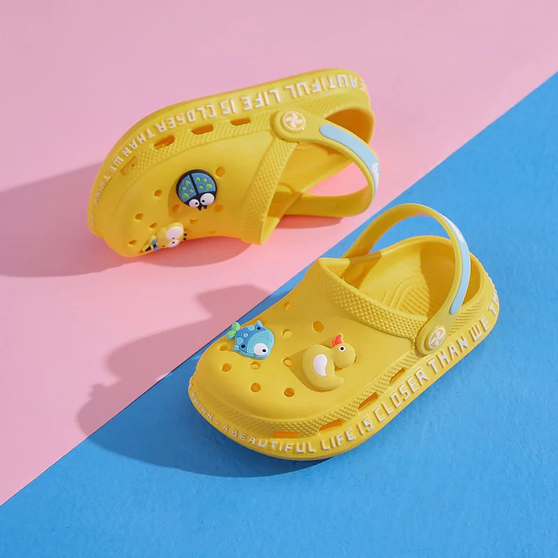 

2021 New Kids Slippers for Boys Girls New Summer Kids Beach Shoes Baby Toddler Soft Shoes Home Indoor Slippers Children Shoes