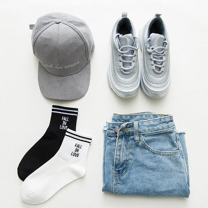 &quotВлюбиться&quot Японская Мода Творческие буквы носки до лодыжки счастливая