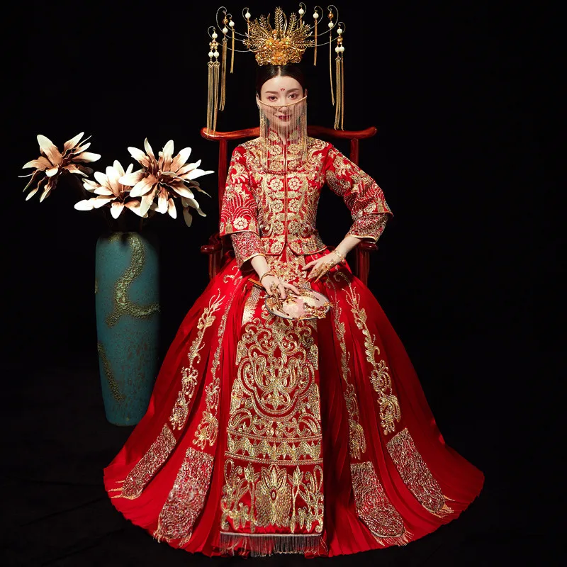 

Красное свадебное платье невесты, платье в стиле ретро, китайское платье Ципао, высокое качество, вышивка павлина, длинное, размер S-XXL