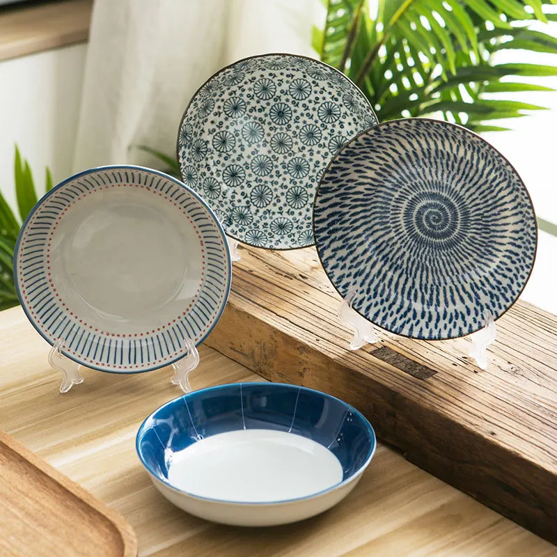 Фарфоровая тарелка домашняя обеденная ручной подглазурная роспись цветная для