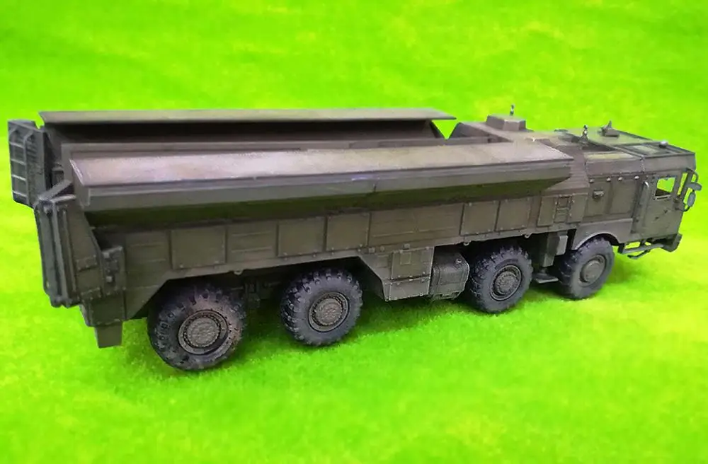 RUSSIAN ISKANDER-M Missile 1/72 tank model finished non diecast MODEL COLLECT |