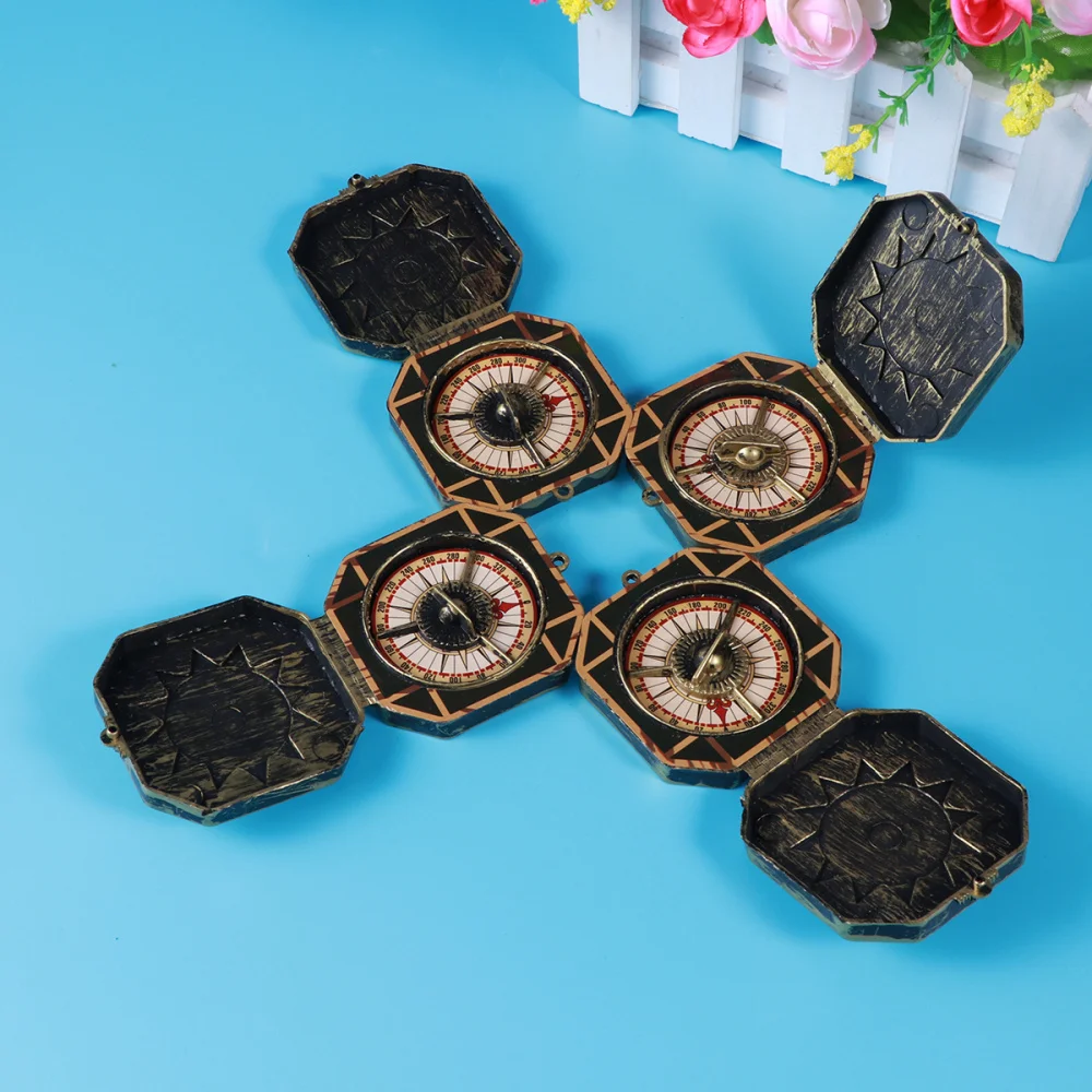 

4pcs Unique Christmas Pirate Captain Compass