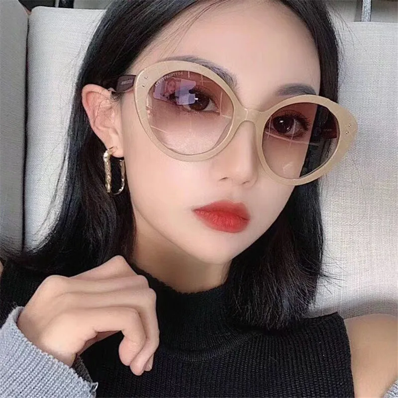 

Women Sunglasses Cat Eye Shape Oversize Eyeglasses Sun Glasses Ladies Plastic Frame Acrylic Lenses UV400 Eyewear Female