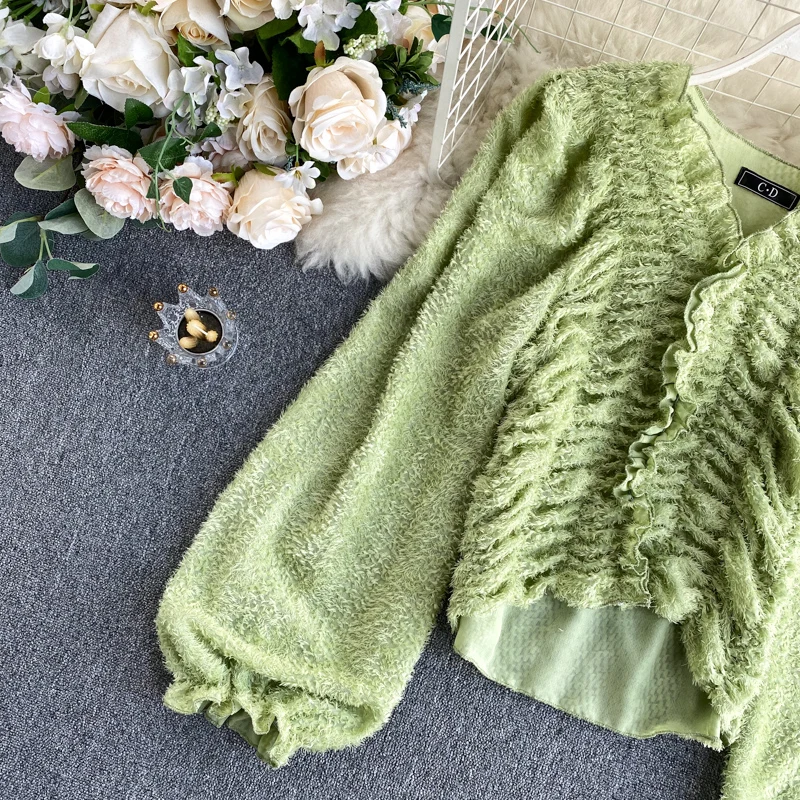 

Women's Soft Waxy Wool Knitted Sweaters Autumn New Ruffles Pleated Slim Fit Petal Sleeve V-neck Top Female Pullovers GK525