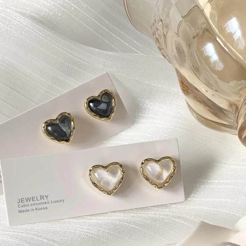 

Korean Style Simple Heart Shape Stud Earrings Vintage Retro Blue White Women's Fashion Earrings Wholesale Mini Ear Jewelry