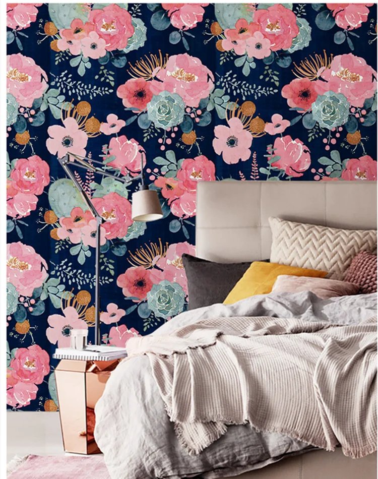 Виниловые обои с цветочным рисунком самоклеящиеся декоративные для спальни