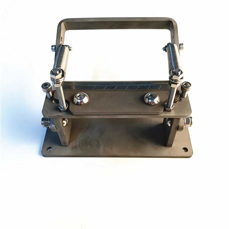 

Stainless Steel Craft Leather Thinning Machine DIY Manual Cutting Peeler Rolling bearing Metal Tools