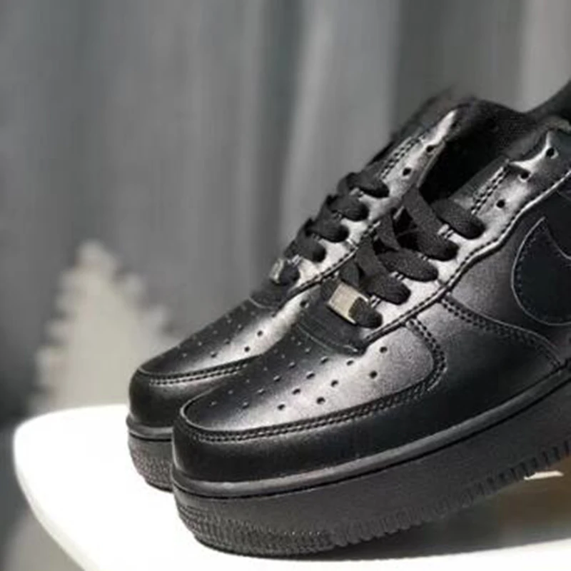 

AJ Men's White Sneakers Women Walking Shoes Classic Designer Skateboarding Man Shoes Hommes Chaussures Zapatillas Hombre 36-45