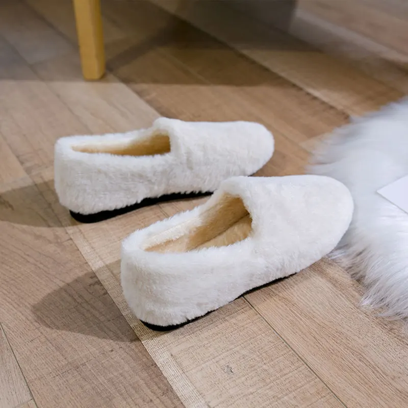 

Туфли женские с закрытым носком, повседневные меховые кроссовки, без шнуровки, круглый носок, Мокасины, без застежки, однотонные, зимняя обу...