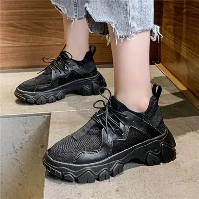 Белые весенние женские туфли на плоской подошве повседневные кроссовки