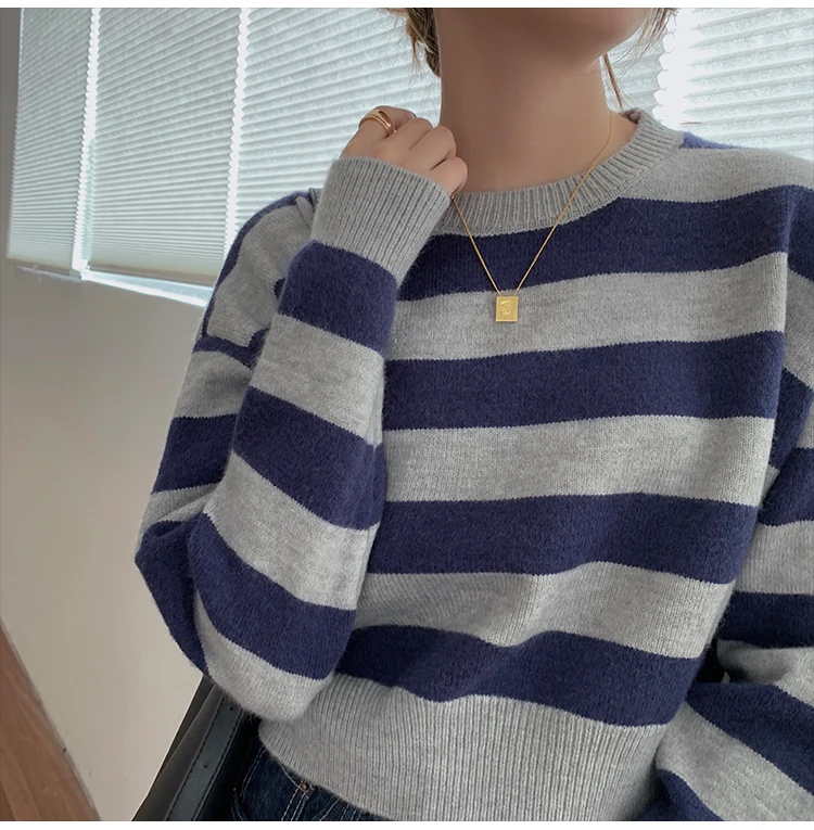 

Chic Striped Sweater Women Winter Loose Casual Short Sweater Long Sleeve Knitwear Streetwear Casual Jump Pullover Sweater Female
