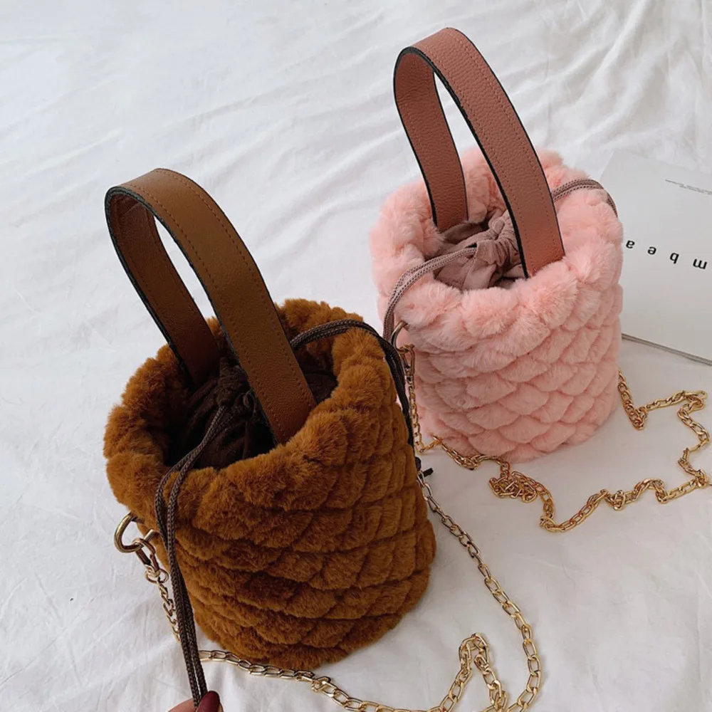 

Plush Bucket Bag 2021 New Women's Bag Fashion Chain One Shoulder Messenger Bags Lingge Handbag Female Autumn Winter Bags