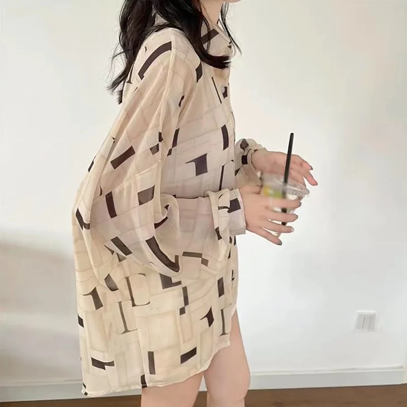 

Women Shirt Long Sleeve Printed Sunscreen Female Chiffon Sexy Blouses Casual Clothing Tops Summer Autumn New Arrival