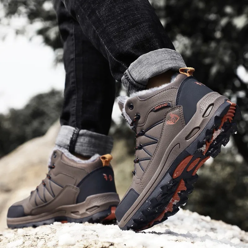 

Outdoor 2020 Fashion Winter Men Boots Plush Warm Snow Boots Non-slip Men Hiking Shoes Men Sneakers Zapatos Hombre 37-47