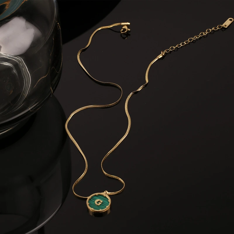 

TOSAKO Necklace Titanium Steel Gold Color Wedding Pendants For Women