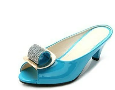 blue rhinestone Женские шлепанцы с открытым носком, слайды на высоких каблуках, стразы с бантом, мягкие летние туфли из лакированной кожи, цвета: черный, белый, размера плюс - Цвет: blue rhinestone