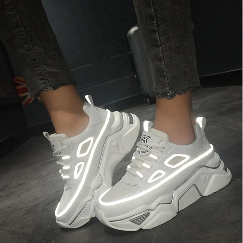 Женские модные кроссовки на платформе белые Светоотражающие увеличивающие рост