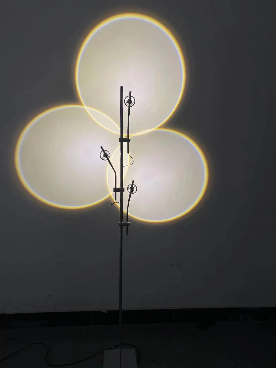 Mi Yi Post- Modern Simple Art Light and Shadow Floor Lamp Cool Creative Ins Designer Sofa | Лампы и освещение