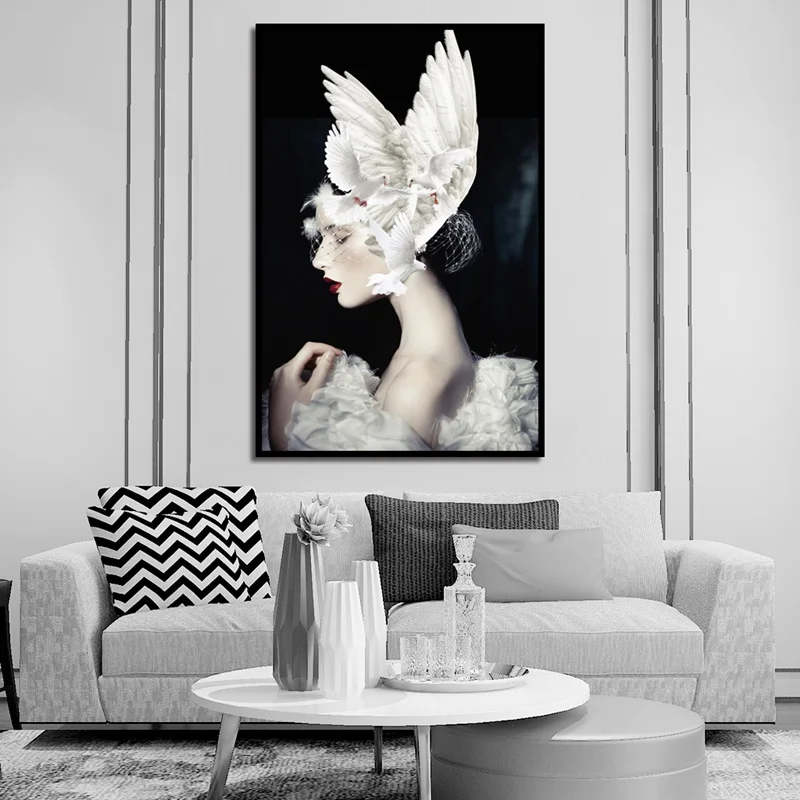 Элегантный плакат с красивым мышлением женщины белая фотография для гостиной