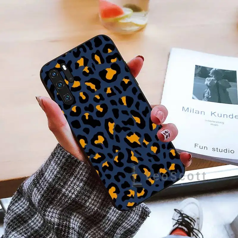 

Leopard pattern luxurious sexy Phone Case black For Huawei honor Mate mate P 10 9X 10i 20 30 40 y7 lite pro p smart 2019