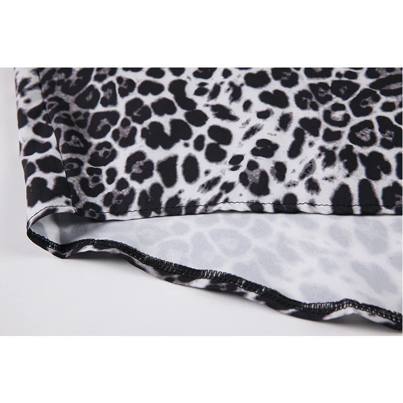 

Summer Streetwear Buttons Leopard Print Blouse Women Fashion Korean Style Turn Down Collar Shirt Ins Casual OL Short Sleeve Tops