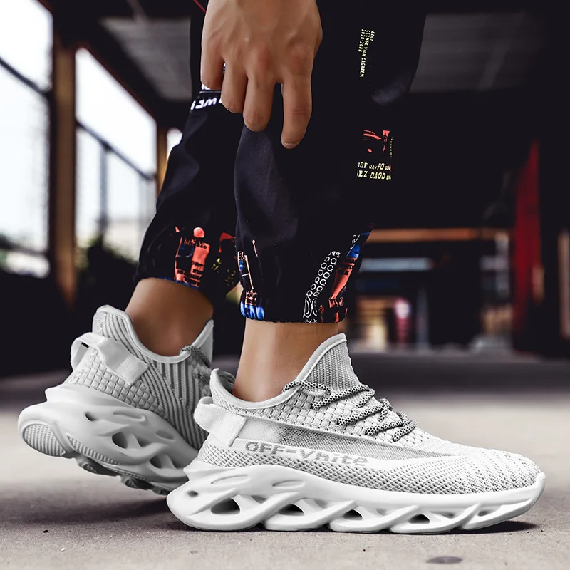 

2021 New Men's Sports Shoes Blade Outsole Men's Outdoor Running Shoes Casual Couple Sports Shoes Wear-resistant Non-slip36-46