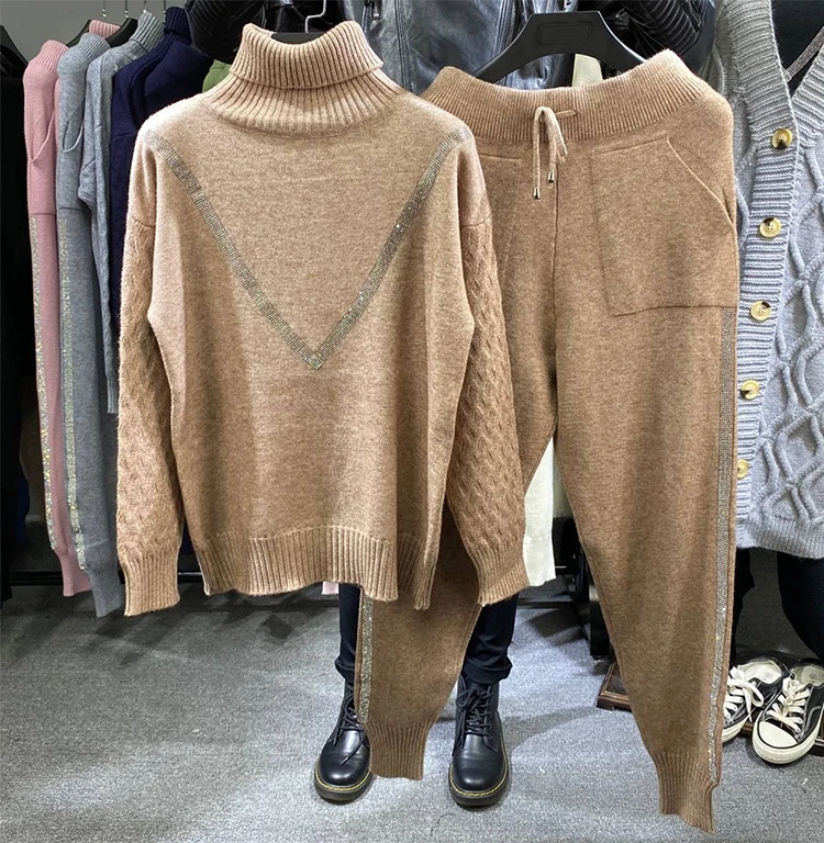 

Winter Thicken Warm Two Piece Set Turtleneck Sweater Knitting Elastic Waist Pants Tracksuit Women Outfits Bling Beading Suits