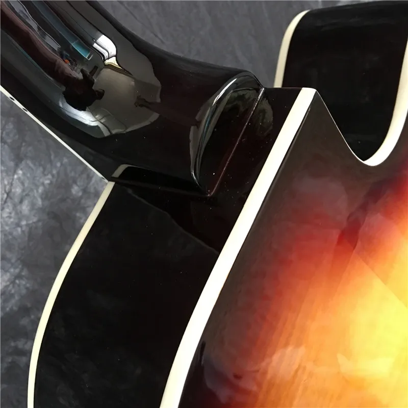 

Custom shop, semi-hollow jazz left hand electric guitar with tremolo gold hardware, top quality