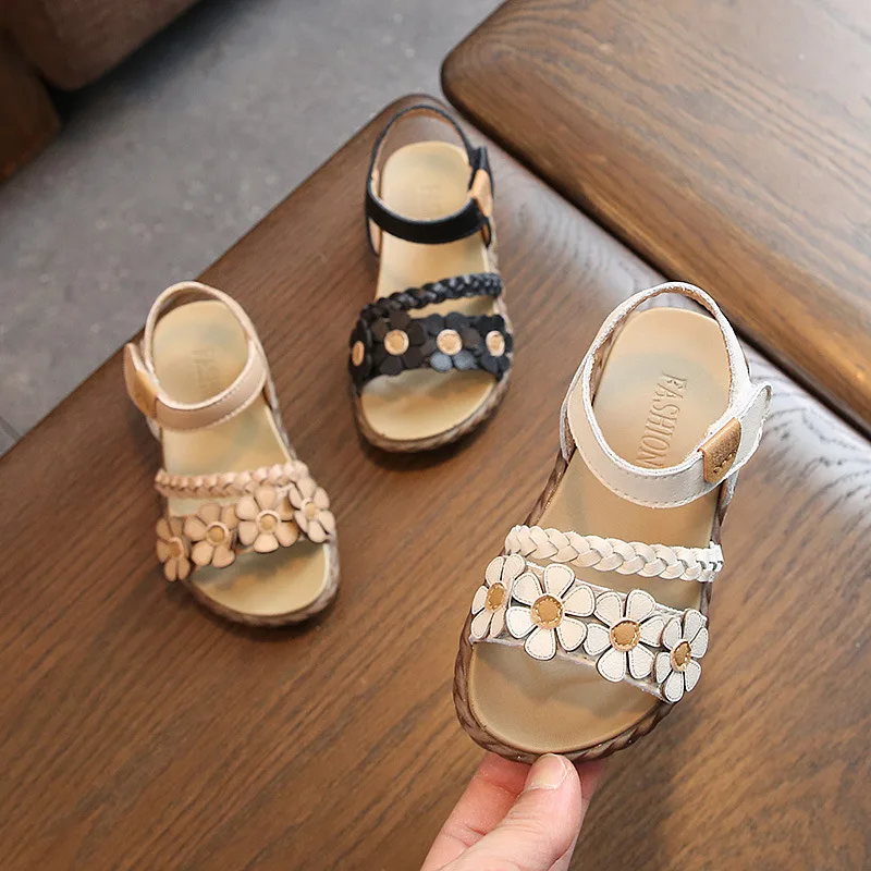 

Kid shoes 2020 summer new Fashionable Geniune leather Retro flower princess shoes baby Girls Soft &Lightweight casual shoes