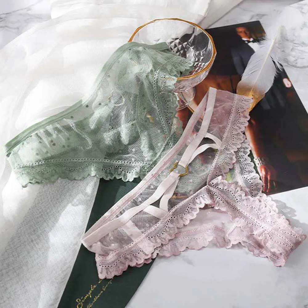 

Sexy Seamless Heart Buckle Bandage T-pants Briefs Lace Solid Color Women Thong Temptation Low-rise Mesh Panties Ladies Underwear