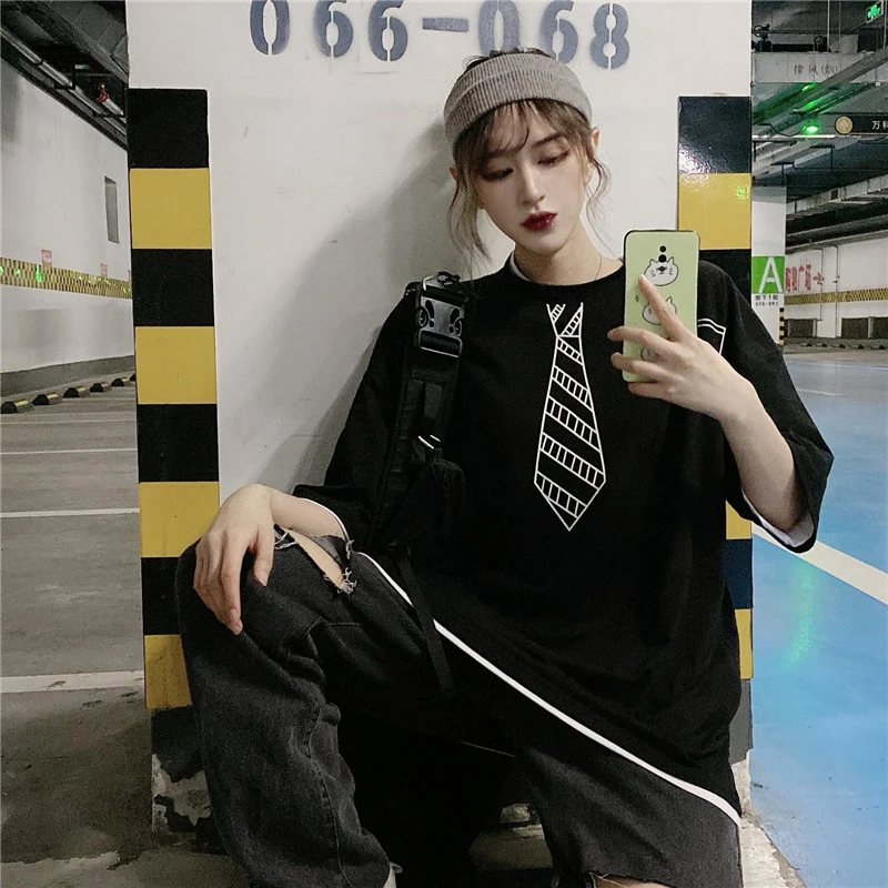 

2021 New Summer Man Tshirts Fake Suit Tie Print Graphic Loose Oversized Short Sleeve Top Korean Streetwear Casual Woman Clothing