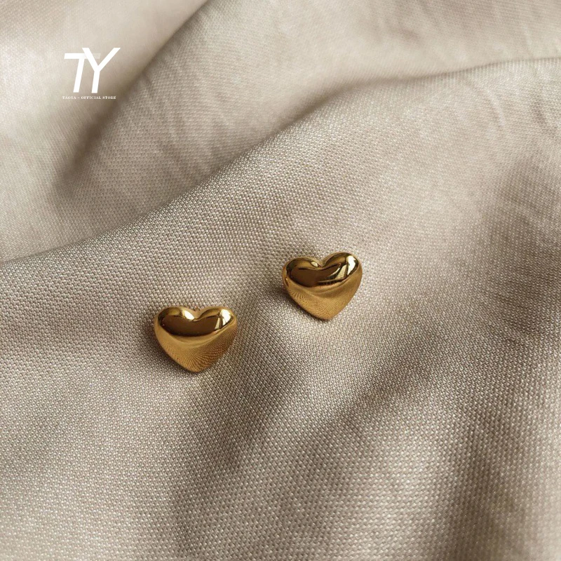 

Simple and Sweet Gold Heart-Shaped Stainless Steel Stud Earrings For Woman Accessories For Korean Fashion Jewelry Wedding Girls