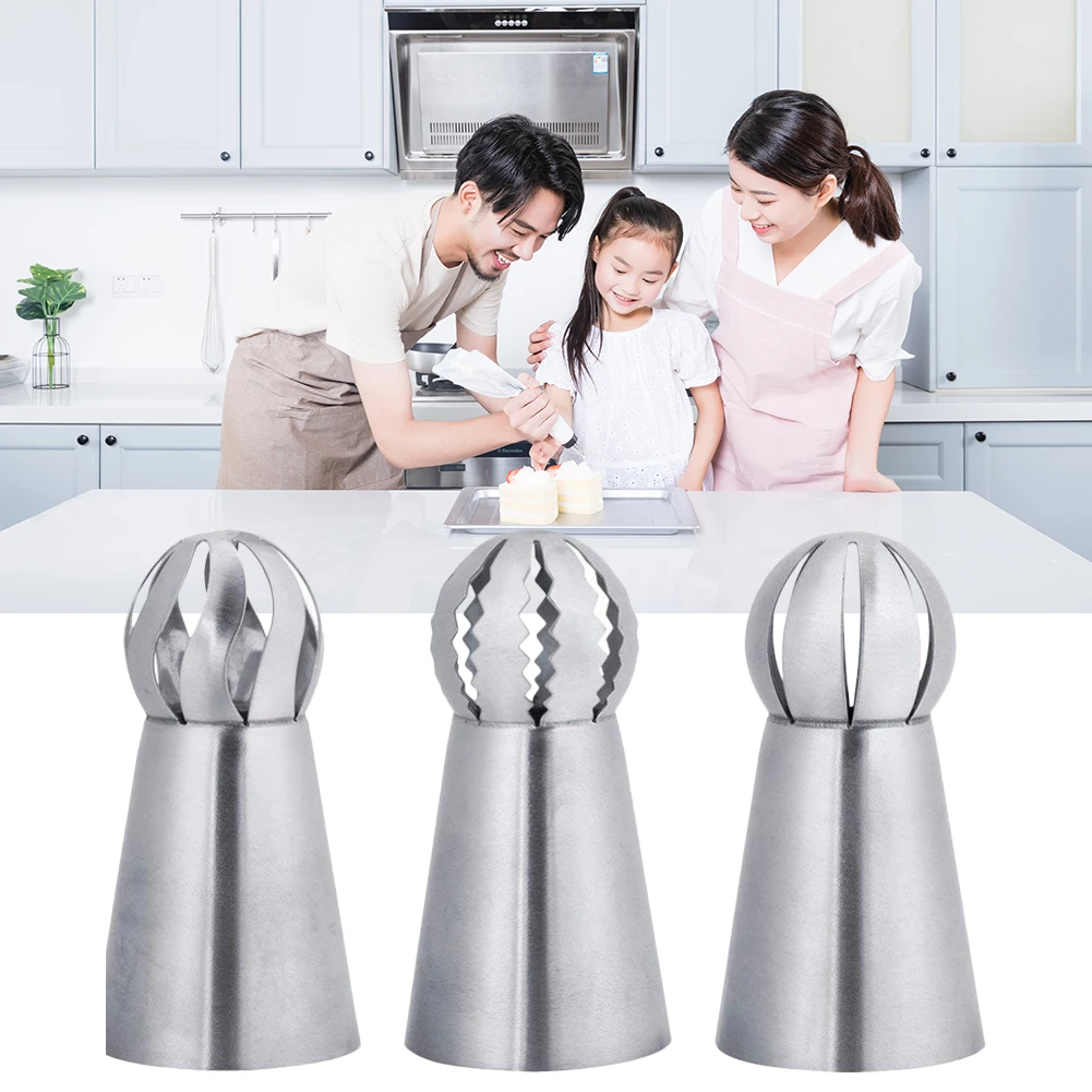 

4Pcs cake decorating mouth set (with decorating bag) 4 sets of baking tools DIY decorating mouth bag cake decorating tools