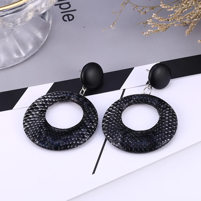 black round Новые Винтажные висячие серьги для женщин леопардовый принт дизайн большие круглые висячие акриловые серьги Модные ювелирные изделия pendientes - Окраска металла: black round