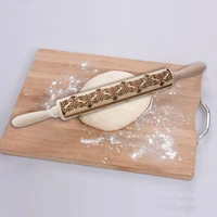vintage roman pattern embossed rolling pin dough engraved roller for baking cookies noodles cookies