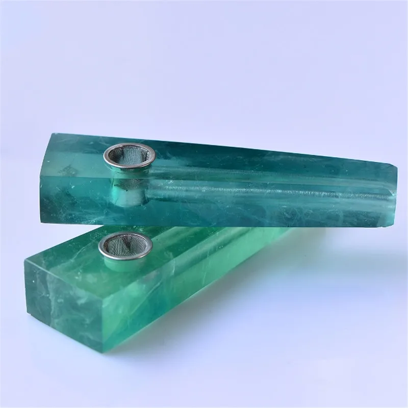 Натуральный красивое зеленое флюоритовый кварц с украшением в виде кристаллов