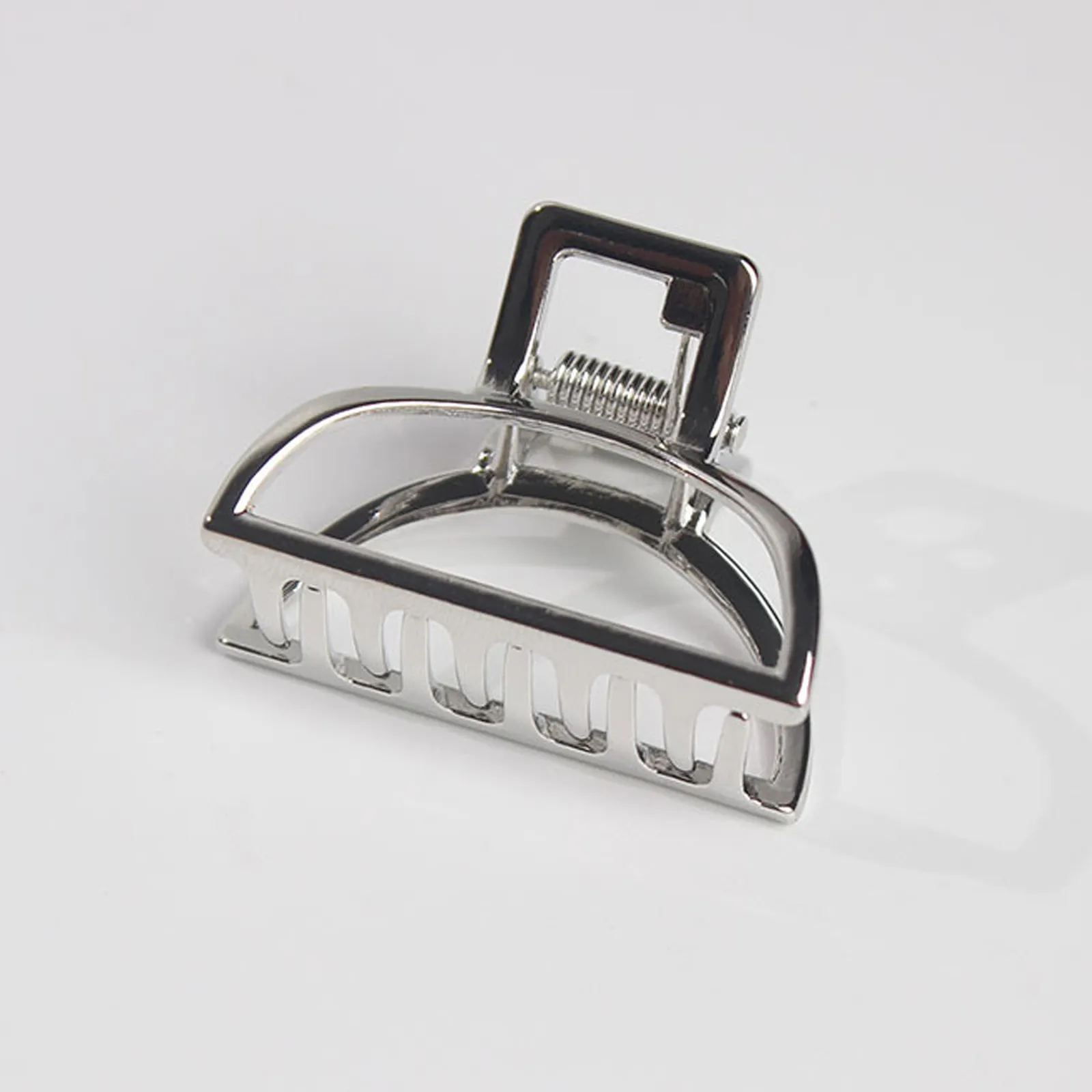 Рисунок 3 - заколки для волос