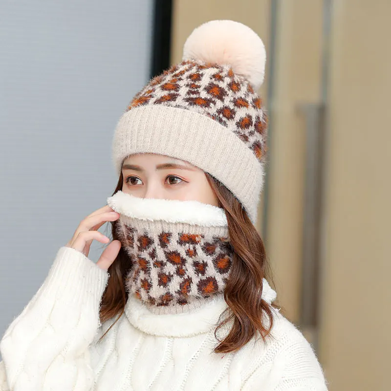 

2 Pieces Set Women Winter Hat Scarf Leopard Knit Beanies Hat Scarves Sets Female Plus Velvet Thickening Cold Warm Cap Scarf Set