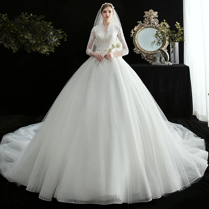 

JKM039 V-neck Wedding Dress 2021 New Temperament Bride Luxury Starry Sky Large Tail French Retro Hepburn Banquet Gowns