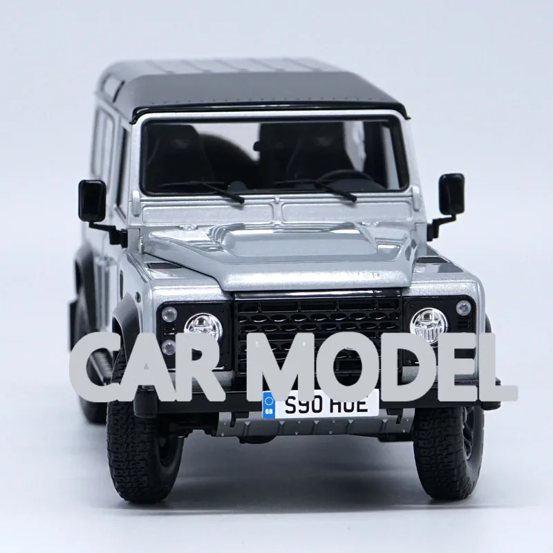 1:18 Масштаб сплава игрушечных транспортных средств Почти настоящий AR Defender 90 модель автомобиля SUV детских игрушечных автомобилей оригинальные аутентичные Детские игрушки