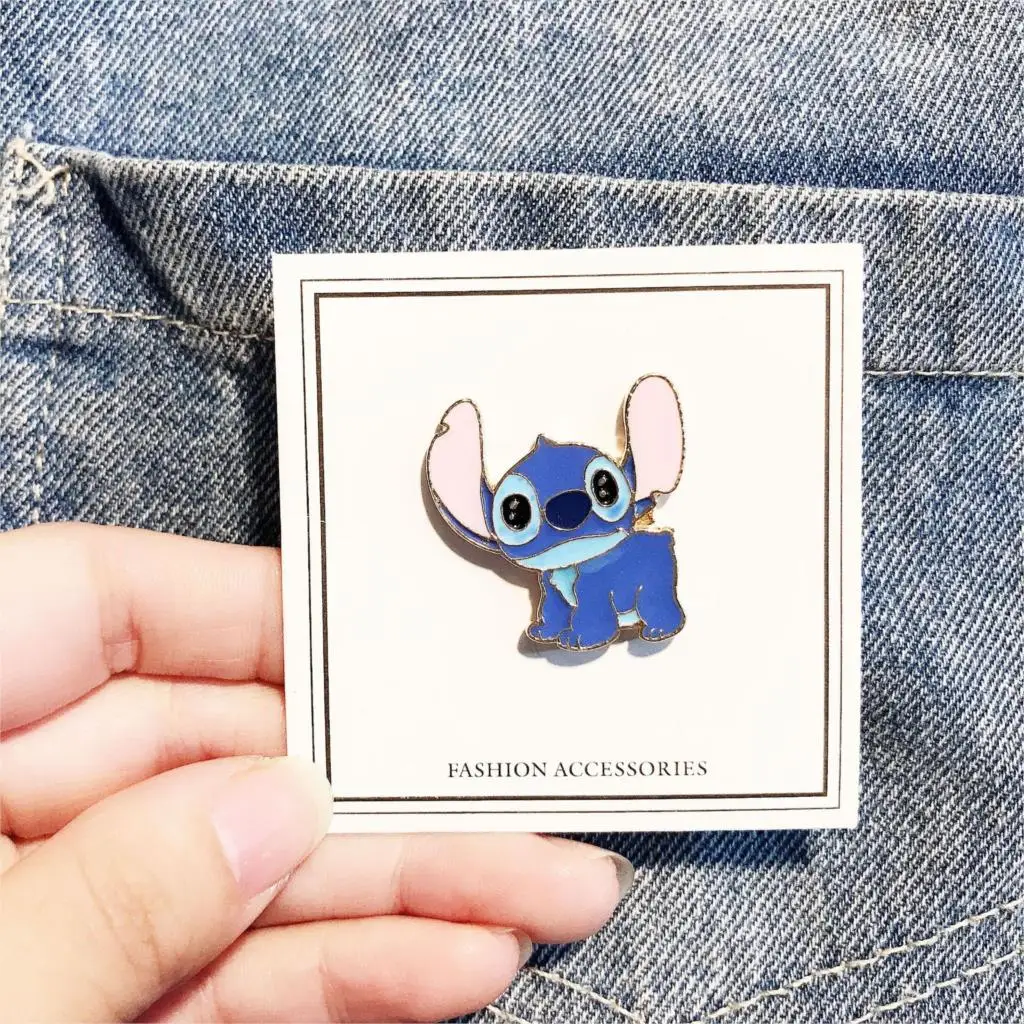 Металлическая эмалированная брошь в стиле Лило и Ститч | Украшения аксессуары