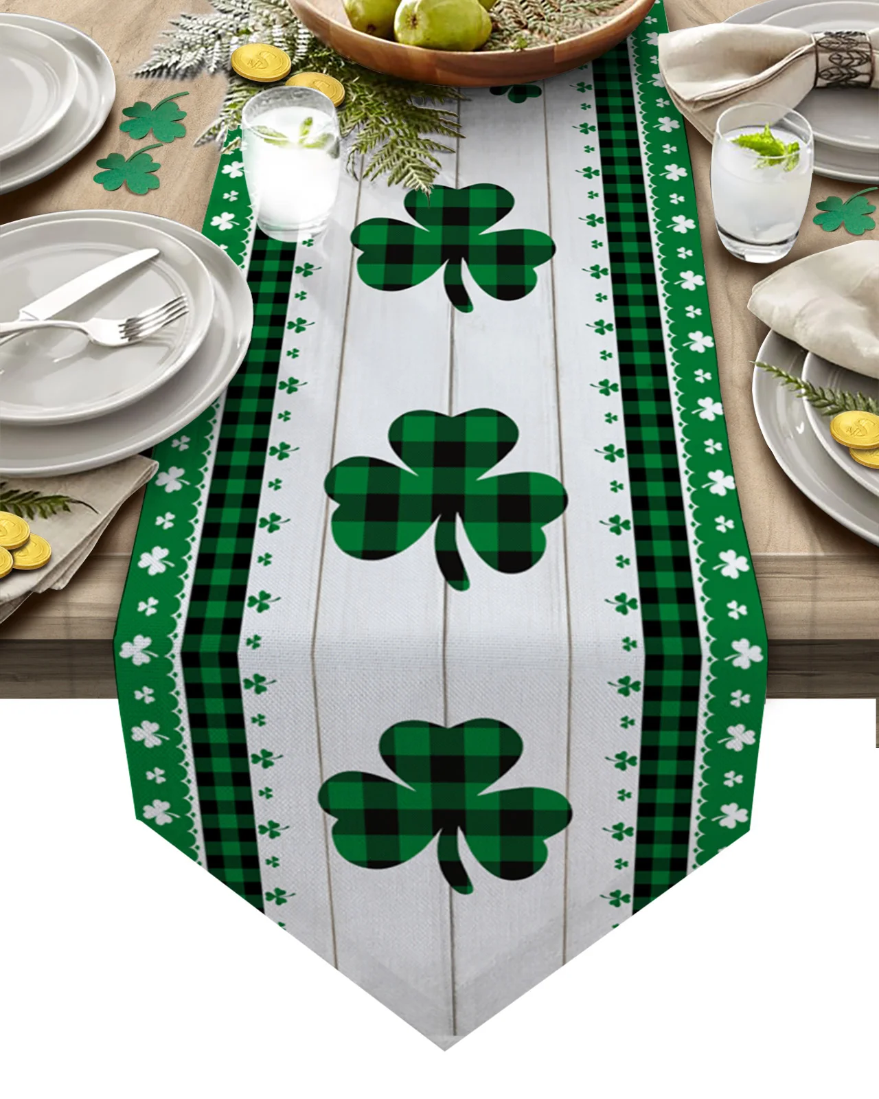 

St. Patrick'S Day Clover Wood Grain Table Runners Decoration For Home Event Party Tablecloth Kitchen Accessories Table Mat