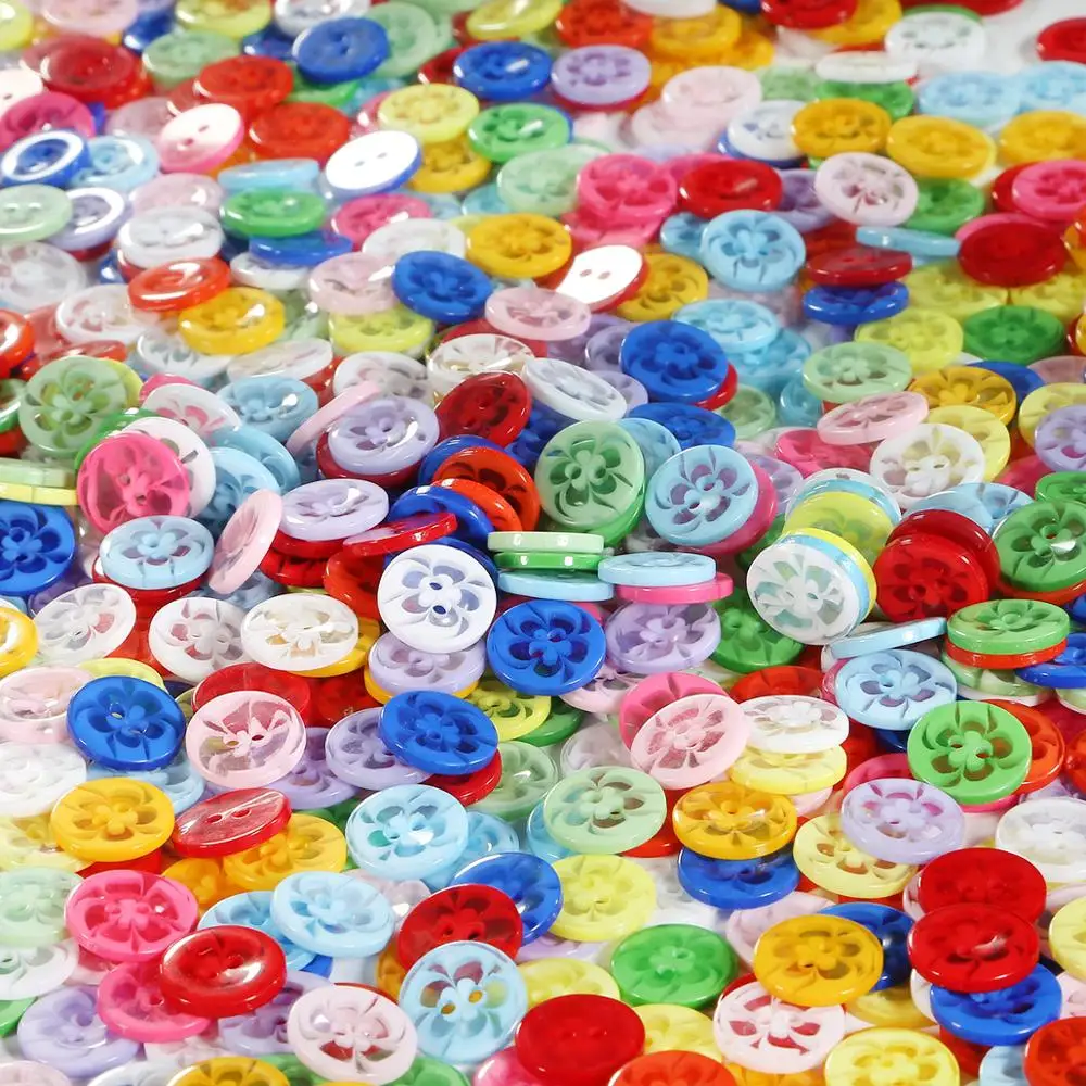 100 шт. лидер продаж 14 мм разные прозрачные в форме цветка окрашенные пуговицы из